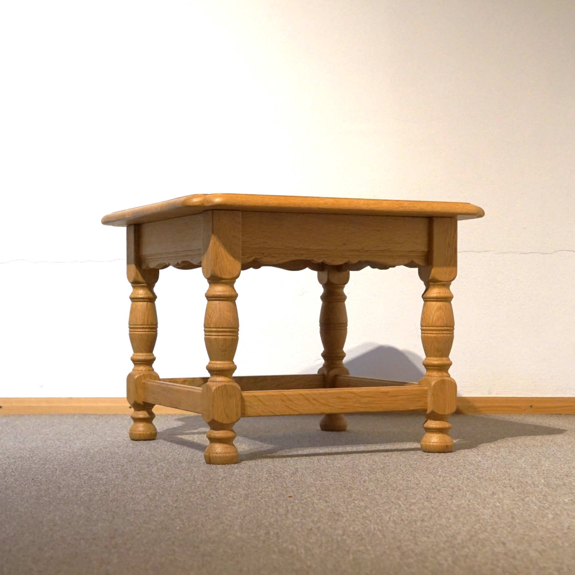 Couchtisch in Eiche <br> Abverkauf – Bild 2